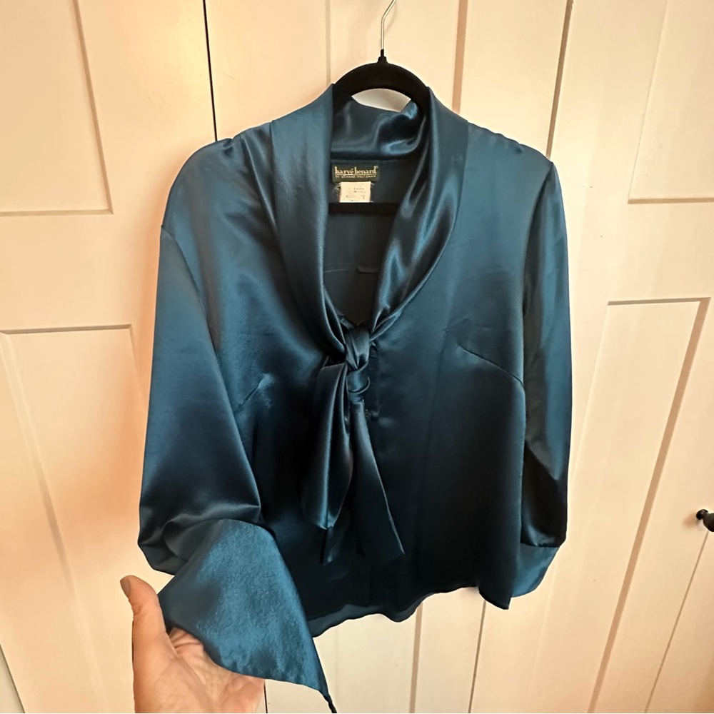 Harve Benard Blue Bell Sleeve Blouse with Tie Front - Picture 2 of 5
